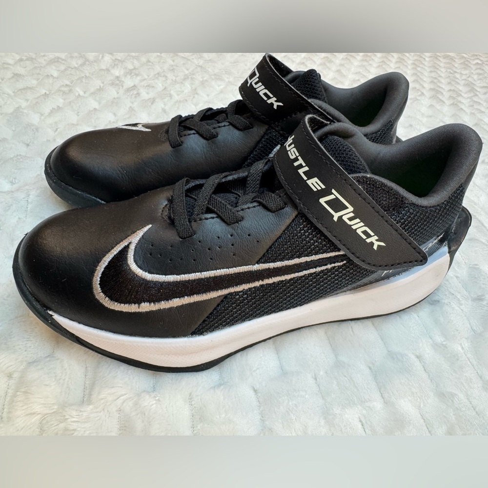Nike Hustle Quick Kids Black White Athletic Sneakers Size 13C